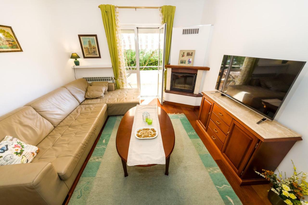 Mihael Apartment